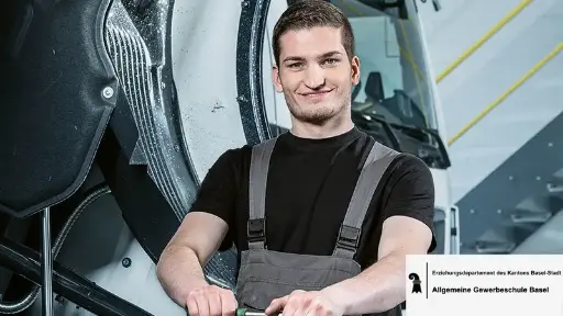 Set Automobil-Mechatroniker/-in – Personenwagen – AGS